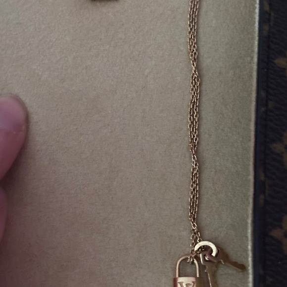 Louis Vuitton 18K Pink Gold Lockit Key Pendant Necklace - Picture 4 of 5